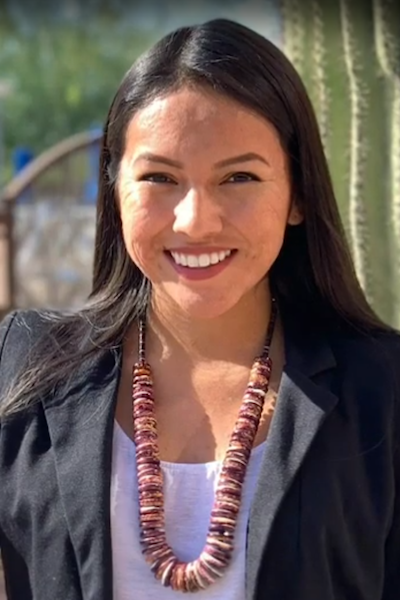 portrait of Shandiin Yessilth